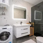 With Parking Space - 23055 아파트 *