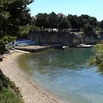 Apartman With Parking Space - 23055 Zadar