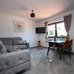 With Parking Space - 23055 Daire