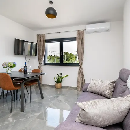 With Parking Space - 23055 Apartman